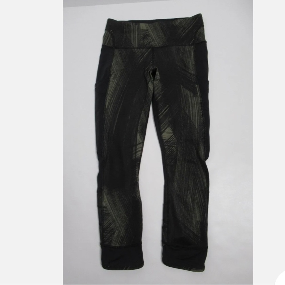 Lululemon Fresh Mesh Run Crop Wind Chill Fatigue SIZE 4 Pattern Green